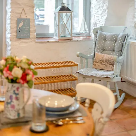 Holiday home 2 Bed In 57901 Looe